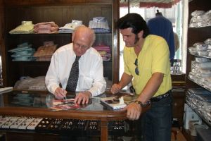 Bernhard Lansky - Schneider von Elvis Presley - signiert fuer Rusty persoenlich sein Buch - Elvis FASHION 2
